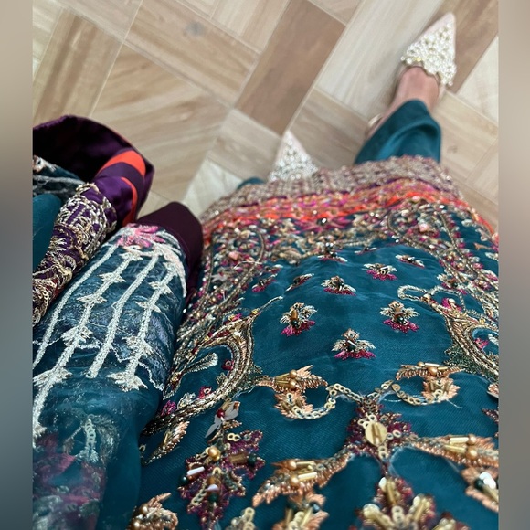 Formal 3 Piece Shalwar Kameez - Picture 7 of 8